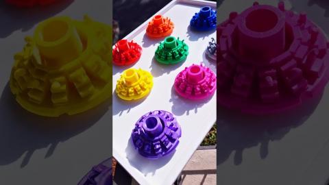 Proof our slinky animated spinners look stunning in just about every color. #animation